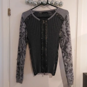 Tröja storlek L - Tröja storlek L