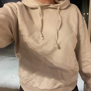 Beige hoodie från NAKD😍😍