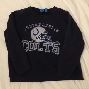 Sportig sweatshirt med tryck - Storlek XL enligt taggen så om du som jag gillar oversize plagg så passar den XS-XL