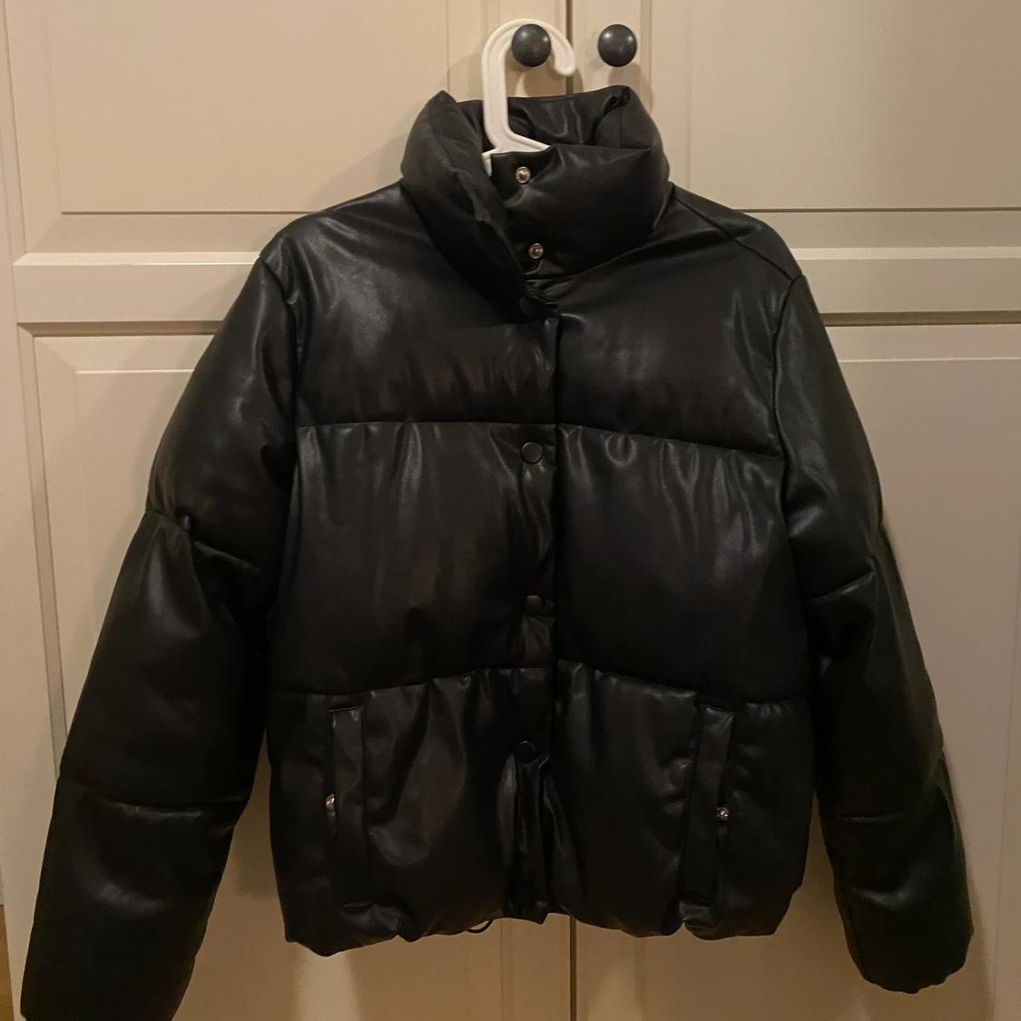 Puffer jacka i skinn 