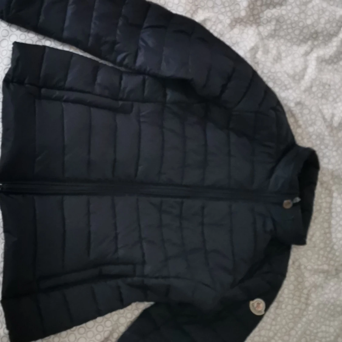Moncler jacka storlek s