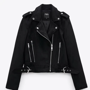 Mockajacka  - En mocka jacka från zara som endast är använd en sommar! Fint skick köpt för 450 kr!