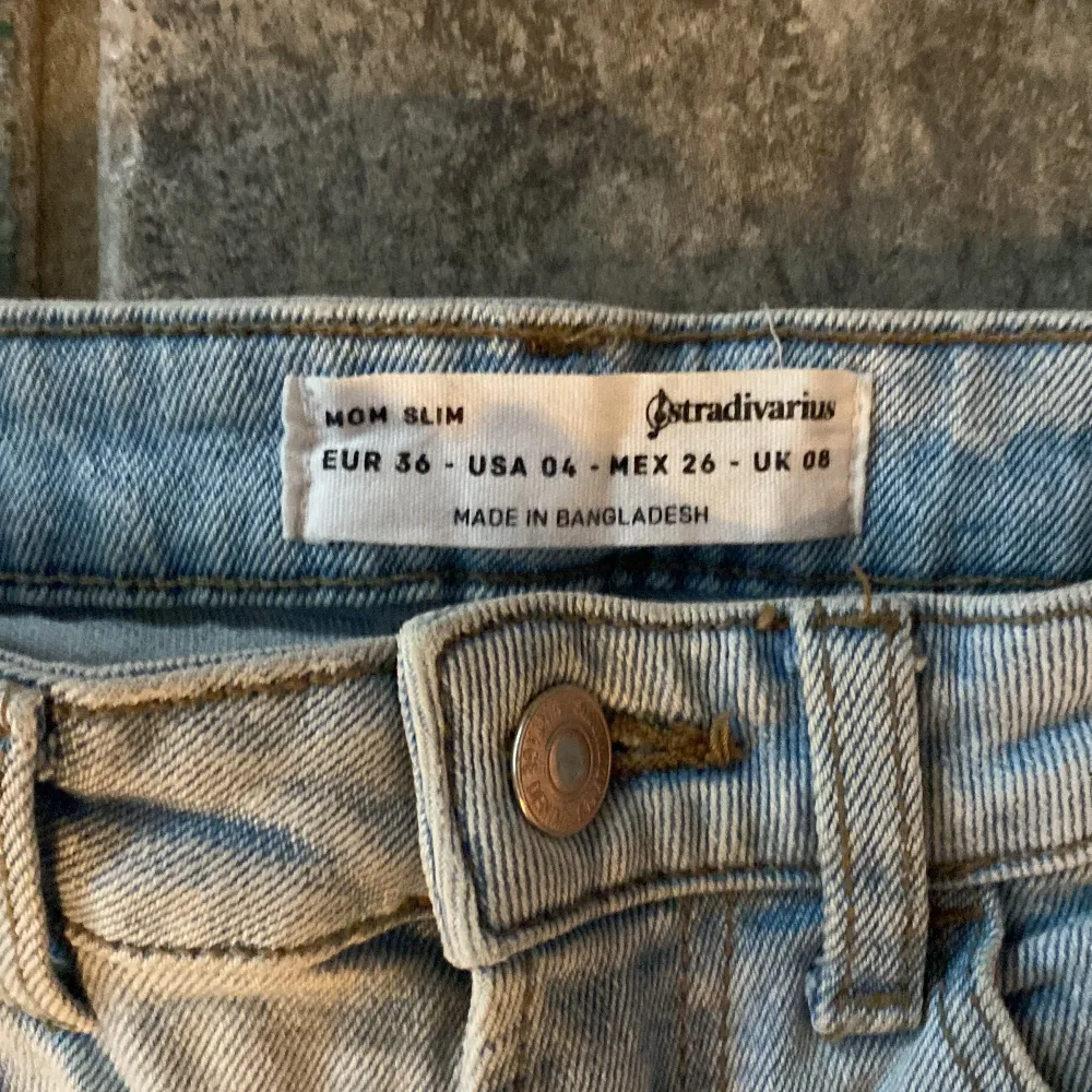 Fina jeans från Stradivarius . Jeans & Byxor.