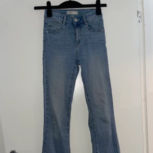 Bootcutjeans - Fint skick