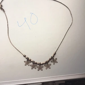 Äkta silver halsband  - Jätte fint äkta silver halsband. 40cm .pris 200kr med frakt 