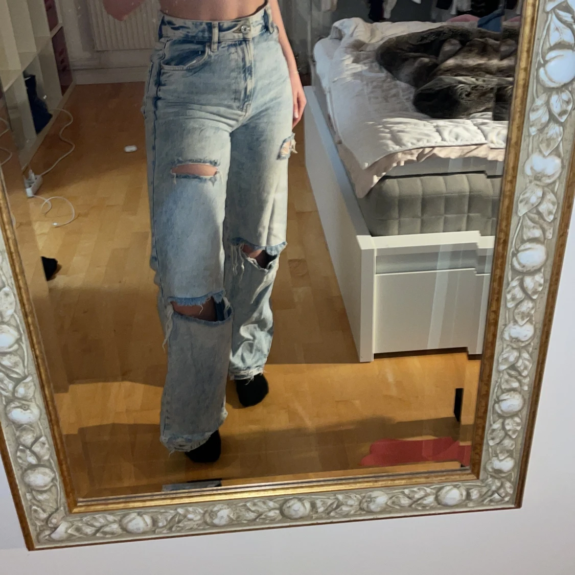Straight Jeans med hål  - 91