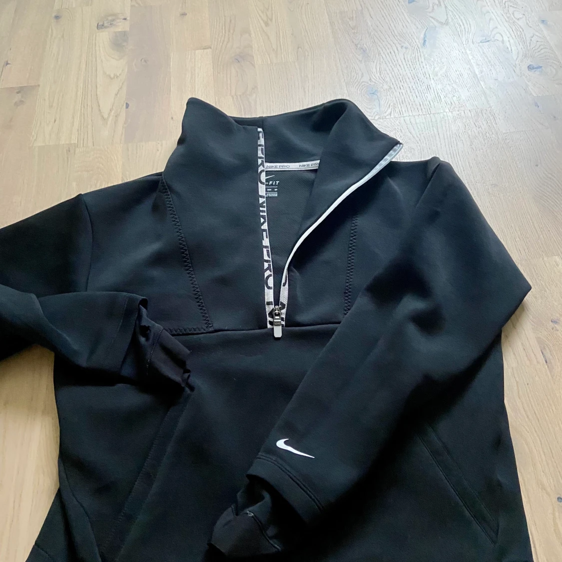 Nike träningströja