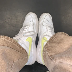 Vita nike  - INTRESSEKOLL!!