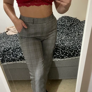 Vero Moda  - Typ kostym byxor från vero Moda, aldrig använda så nyskick! Köparen står för frakten 