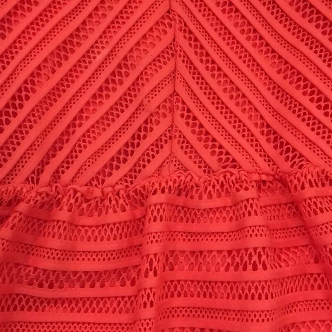 En jätte fin rosa orange klänning - 91