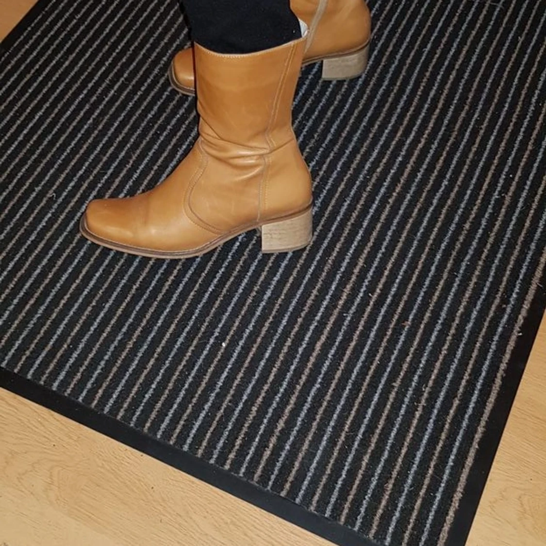 Stövlar fint skick  - 90