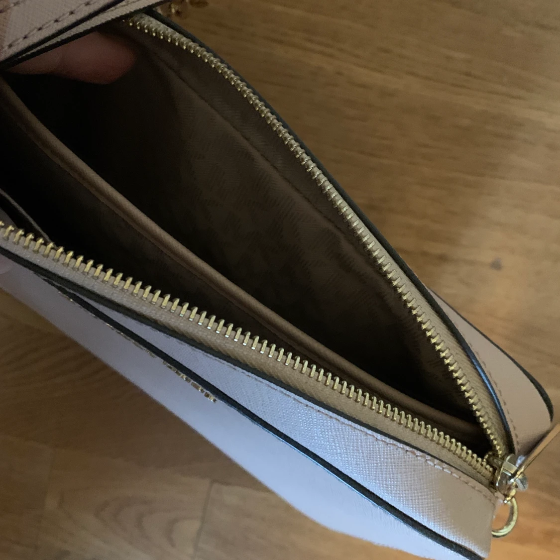 Michael Kors väska - 90