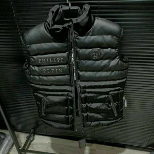 Men’s Philipp Plein winter vest gilet size S - New with tags Philipp Plein Black Vest size Small. Ship from Europe. PayPal payment