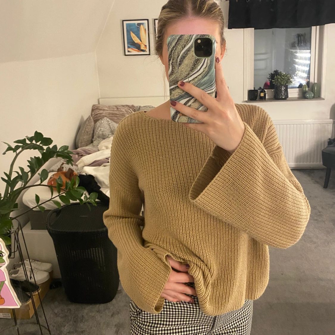 Stickad tröja från nakd med vida ärmar