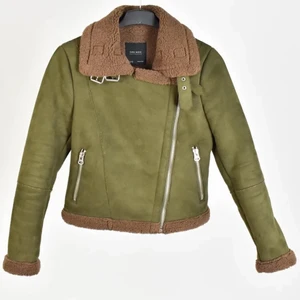 Jacka ifrån zara - Fint skick