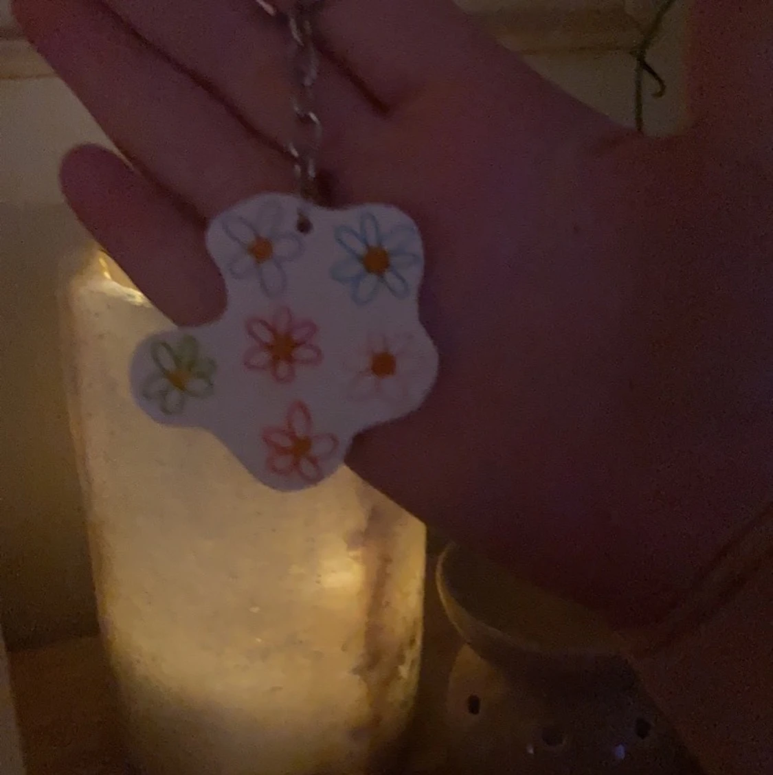 Nyckelring med blommor 🌸 - 90