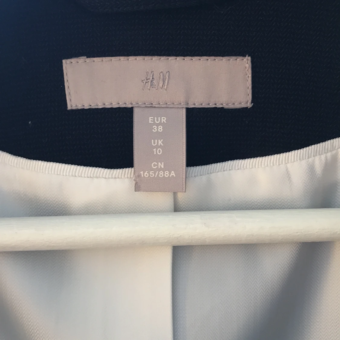 Oanvänd blå kavaj från HM - 91