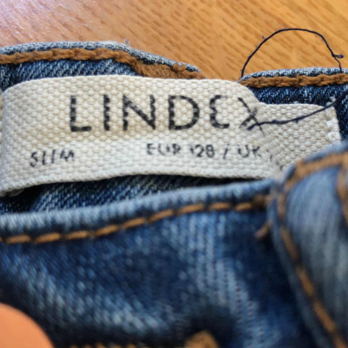 Säljer ett par byxor för 50 kr! - 90