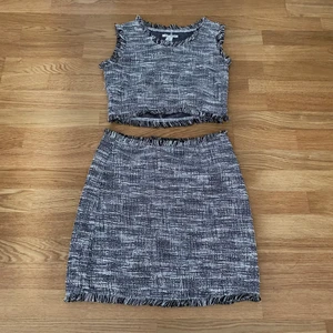 Set - NLY trend - Ett grymt snyggt set från NLY trend i ordentligt tyg! Storlek 36 men passar både S och liten M. Priset är inklusive frakt!