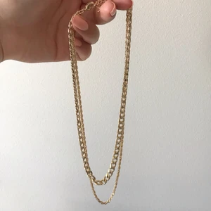 Guldigt halsband - Fint guldigt halsband 