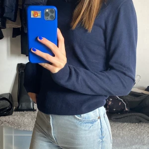 tröja - marinblå tröja från gant passar xs. nyskick