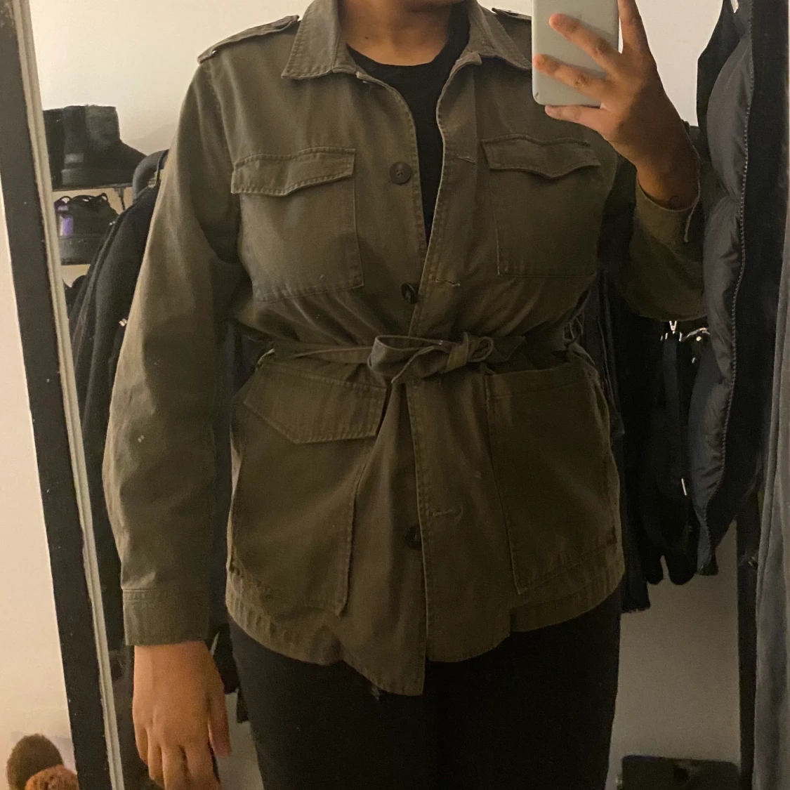 Militärgrön jacka
