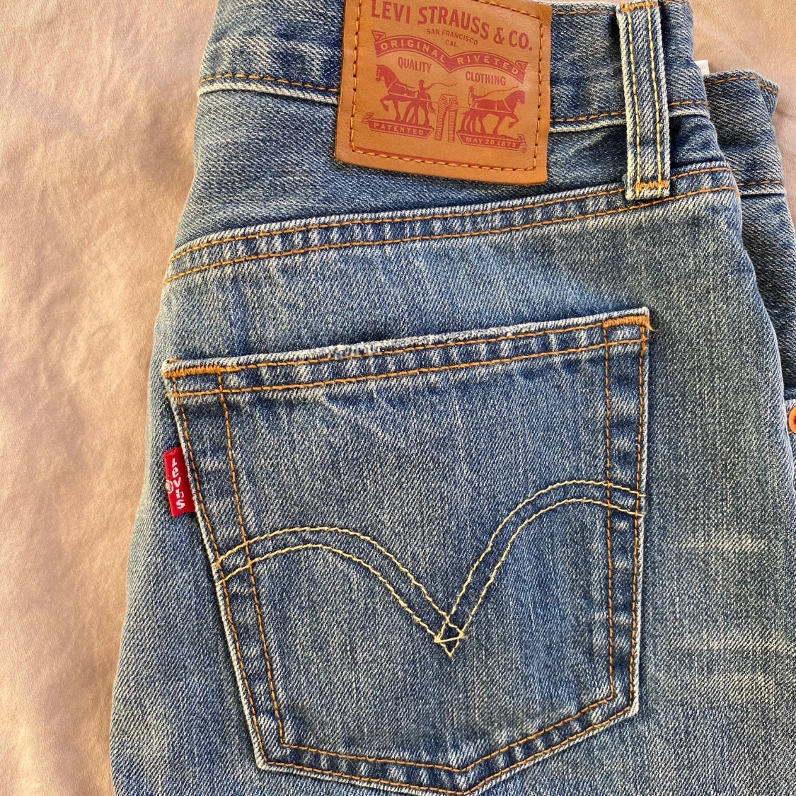 Kjol levis - 90