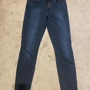 Acne jeans - Snygga Acne jeans 26/32 modell Skin 5 deep. Använda ett par gånger