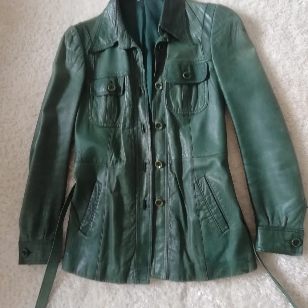 Grön, vintage jacka i skinn. Jackor.