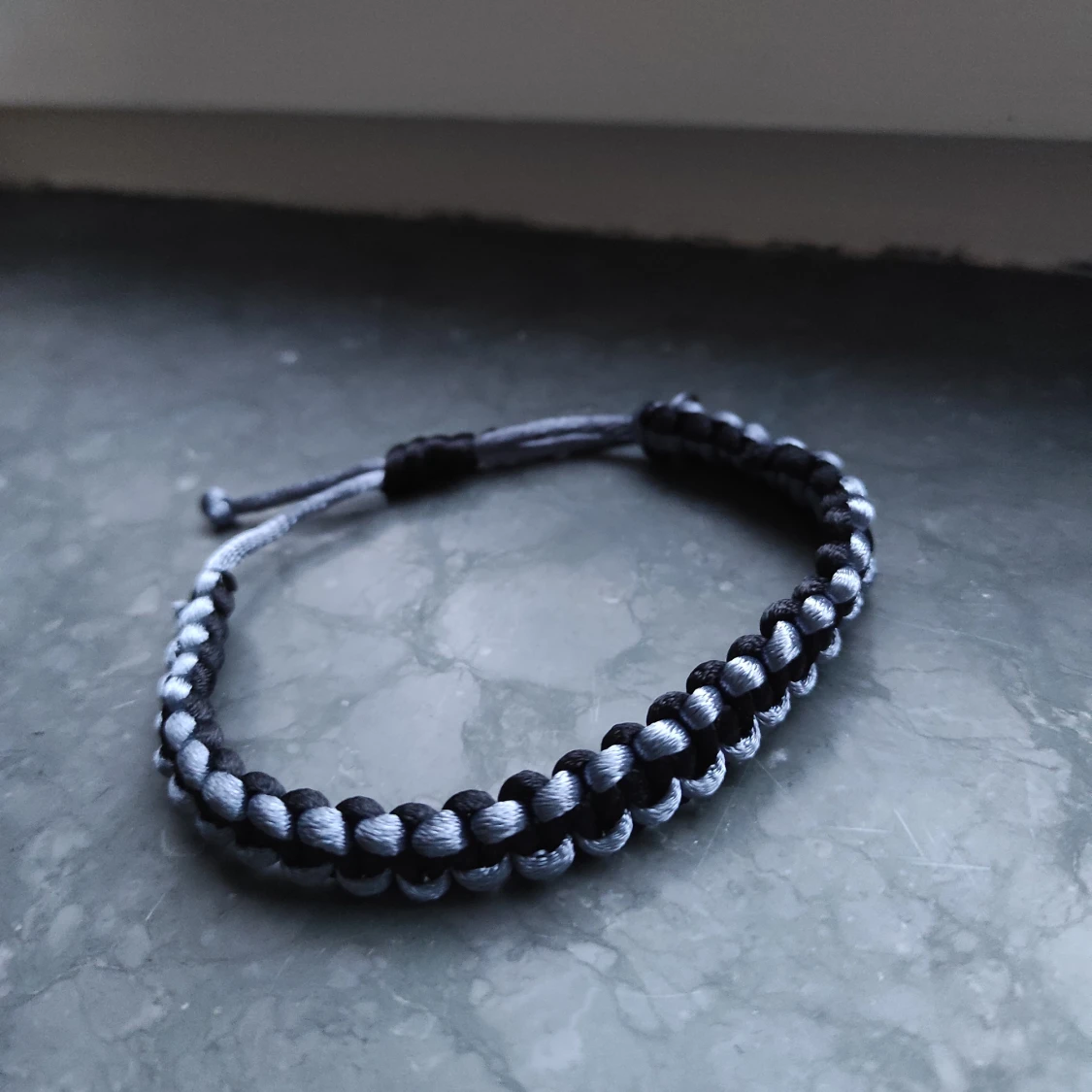 Egen tillverkat armband