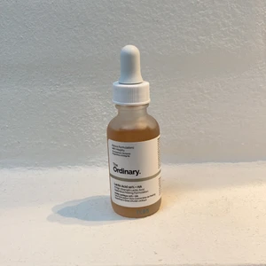 The Ordinary serum  - lactic acid 10% + HA serum från the ordinary. endast använd några gånger. 