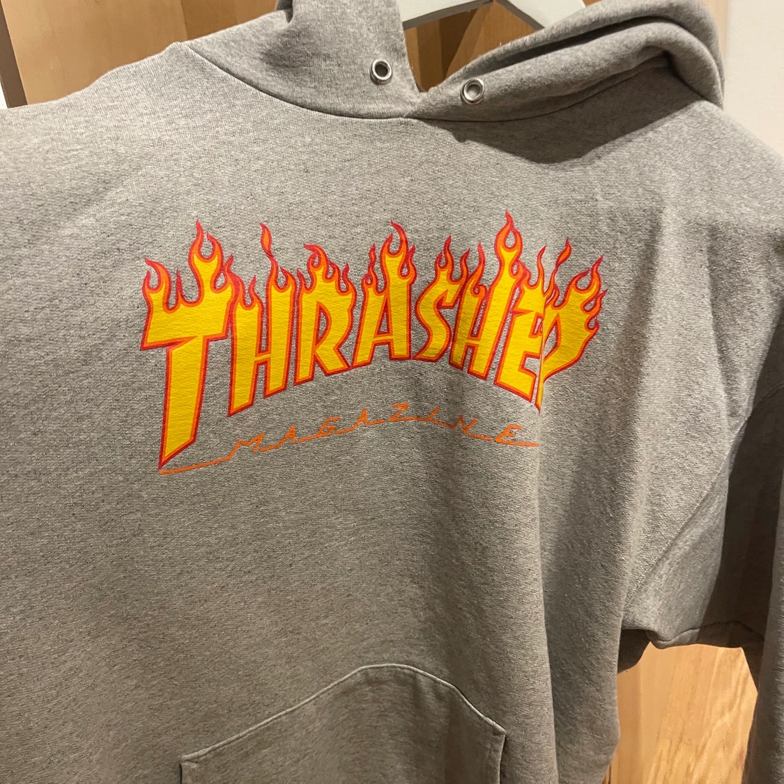 Thrasher hoodie grå  - 90