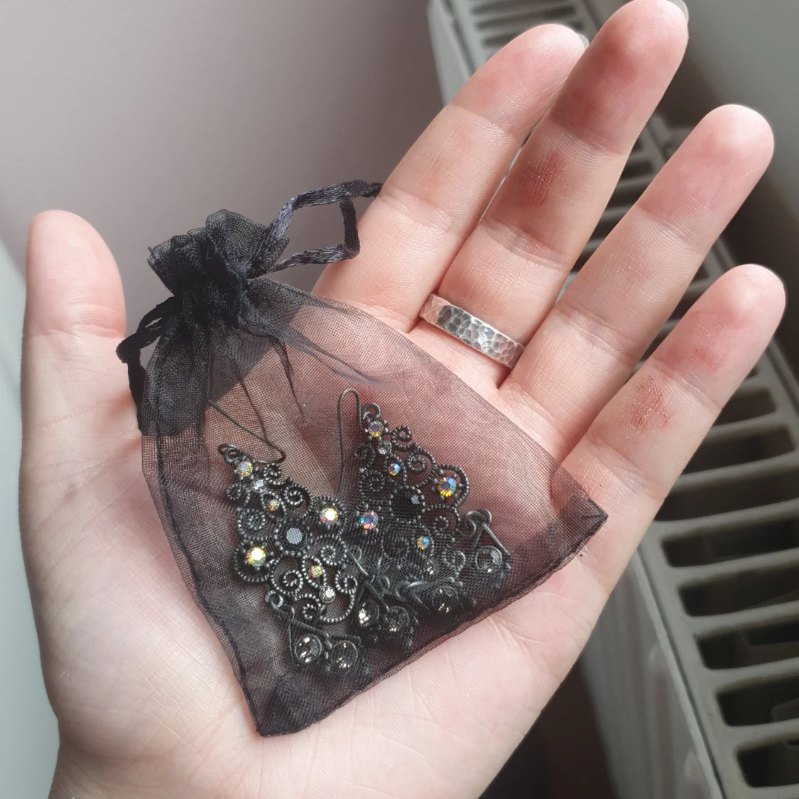 Örhängen svarta - 90