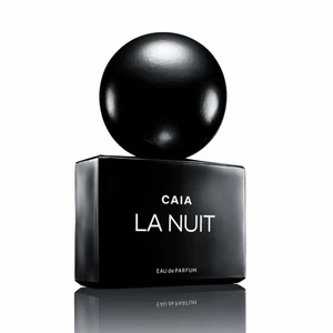 Parfym  - lägger ut igen pågrund av en oseriös köpare , parfym från caia som är nästan helt oanvänd , köpte för 695 lägg bud + frakt ❤️ säljer då jag råka beställa två stycken 