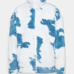 Cloud Borg zip jacket  - Trendig jacka med fina färger, märket är Jaded London. Storlek S. Använd ett fåtal gånger och är i fint skick. Kan skickas, köparen står för frakten. (Lånad bild)