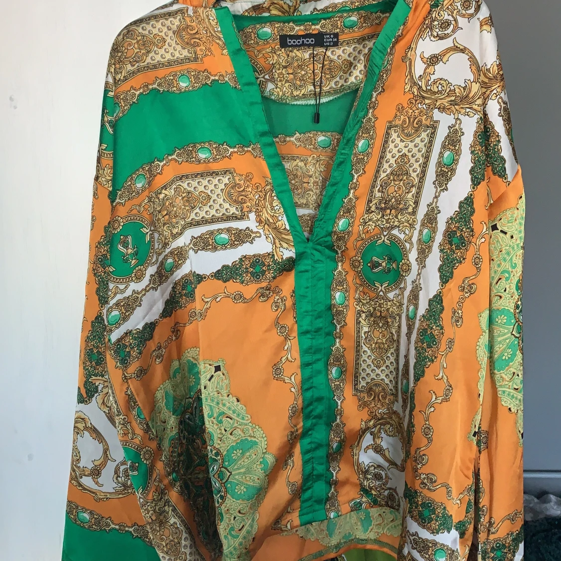 Boohoo shirt strl 4 - 90