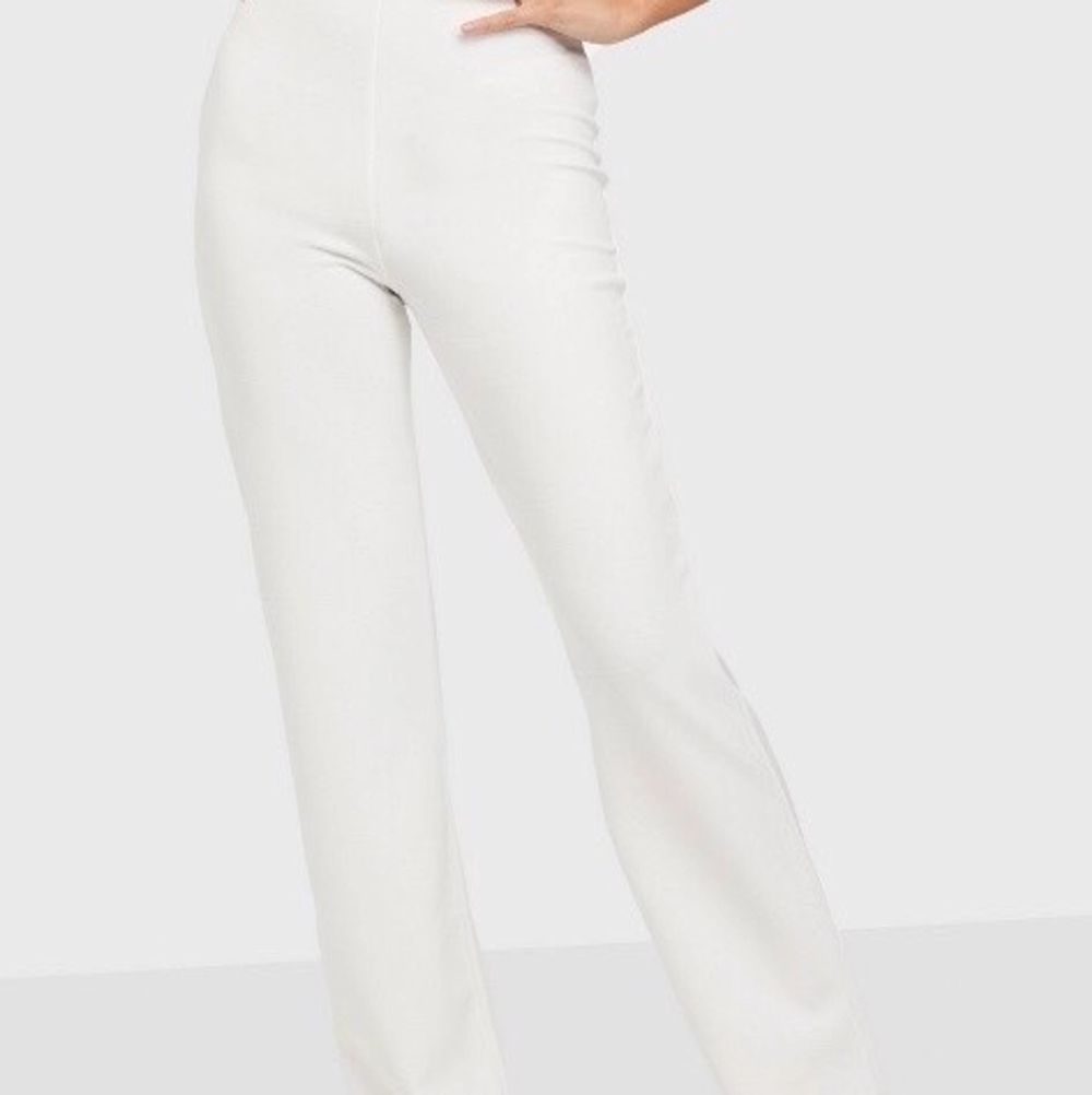 Crepe straight pants strl M | Plick 