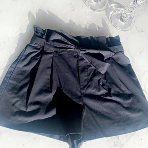 Shorts - Fina shorts som man kan kombinera med snygga bodies