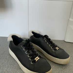 Michael kors skor - Skor i begagnat skick. 