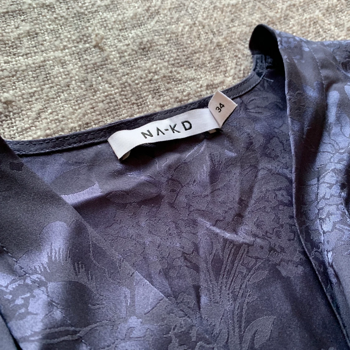 Blommig stilig blus  - 90