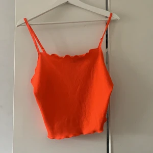 🍊 Topp från bikbok 🍊 - Orange topp från bikbok 