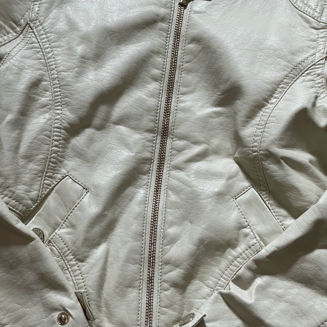 Beige läder jacka - 90