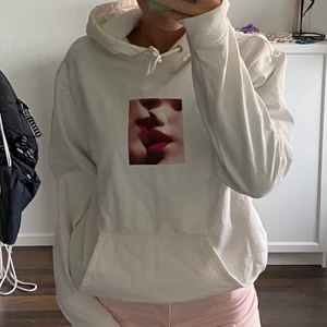 Hoodie - Hoodie från carlings som inte kommer till användning, frakt tillkommer:)