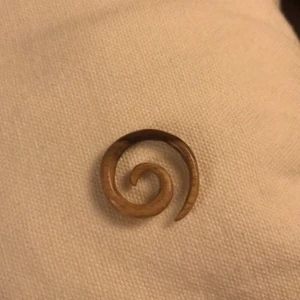 Piercing -  1st piercing, aldrig använd nyskick