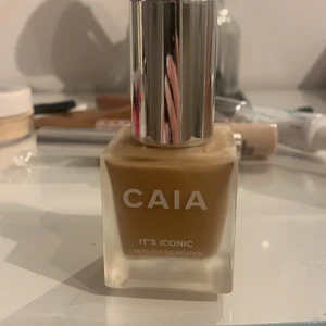 caia foundation - Säljer min helt nya caia foundation i färgen 3n, tyvärr va  färgen för mörk för mig💗💗
