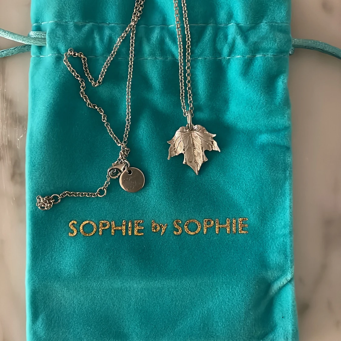 Helt nytt Sophie by Sophie halsband.