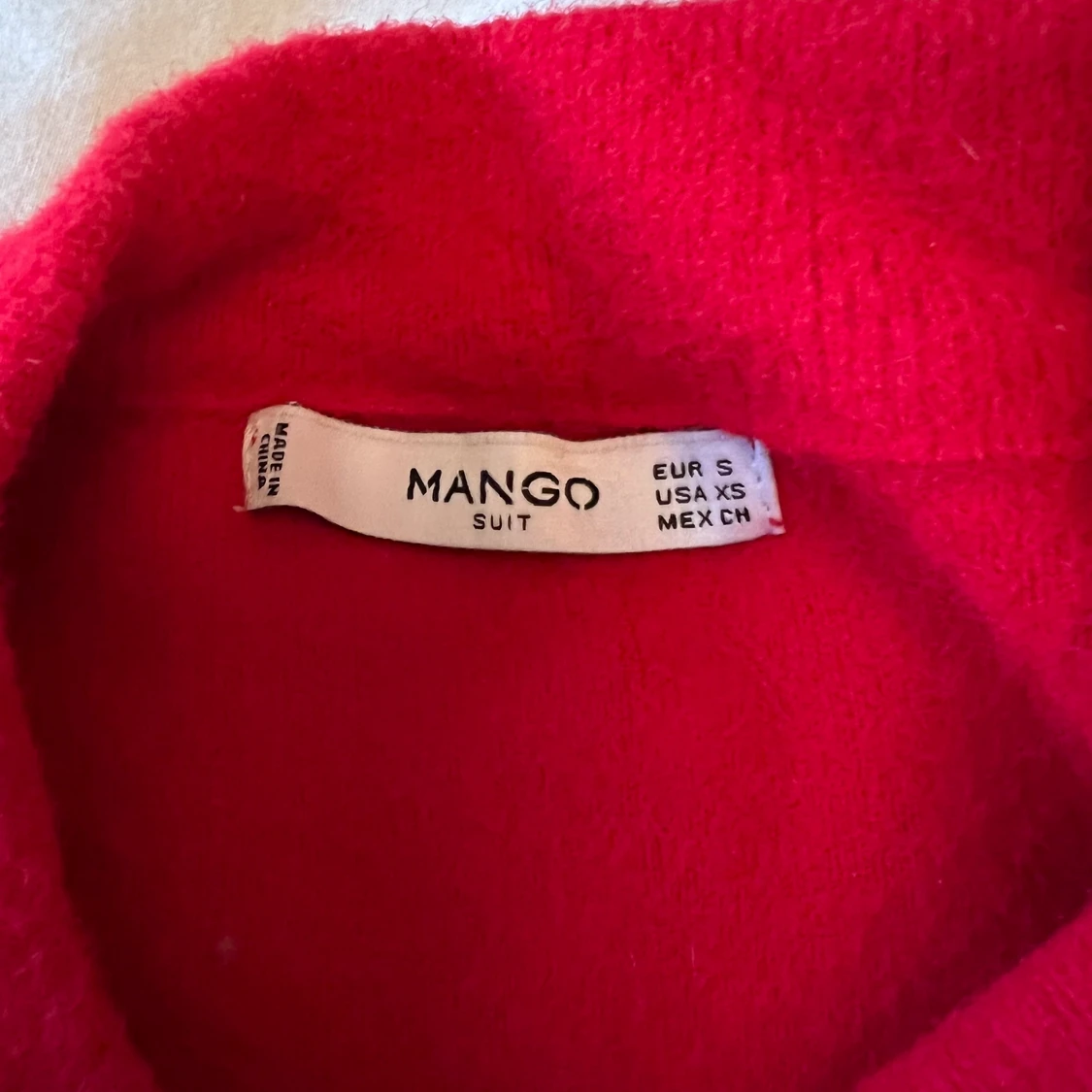 Röd tröja från Mango - 91
