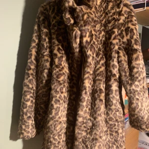 Nakd Helt ny  leopard jacka  - Storlek 34