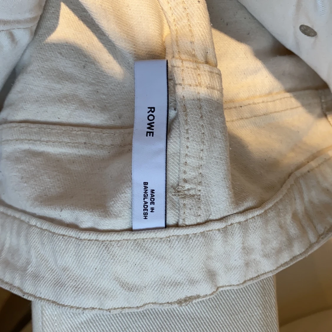 Beiga straight jeans från weekday - 91