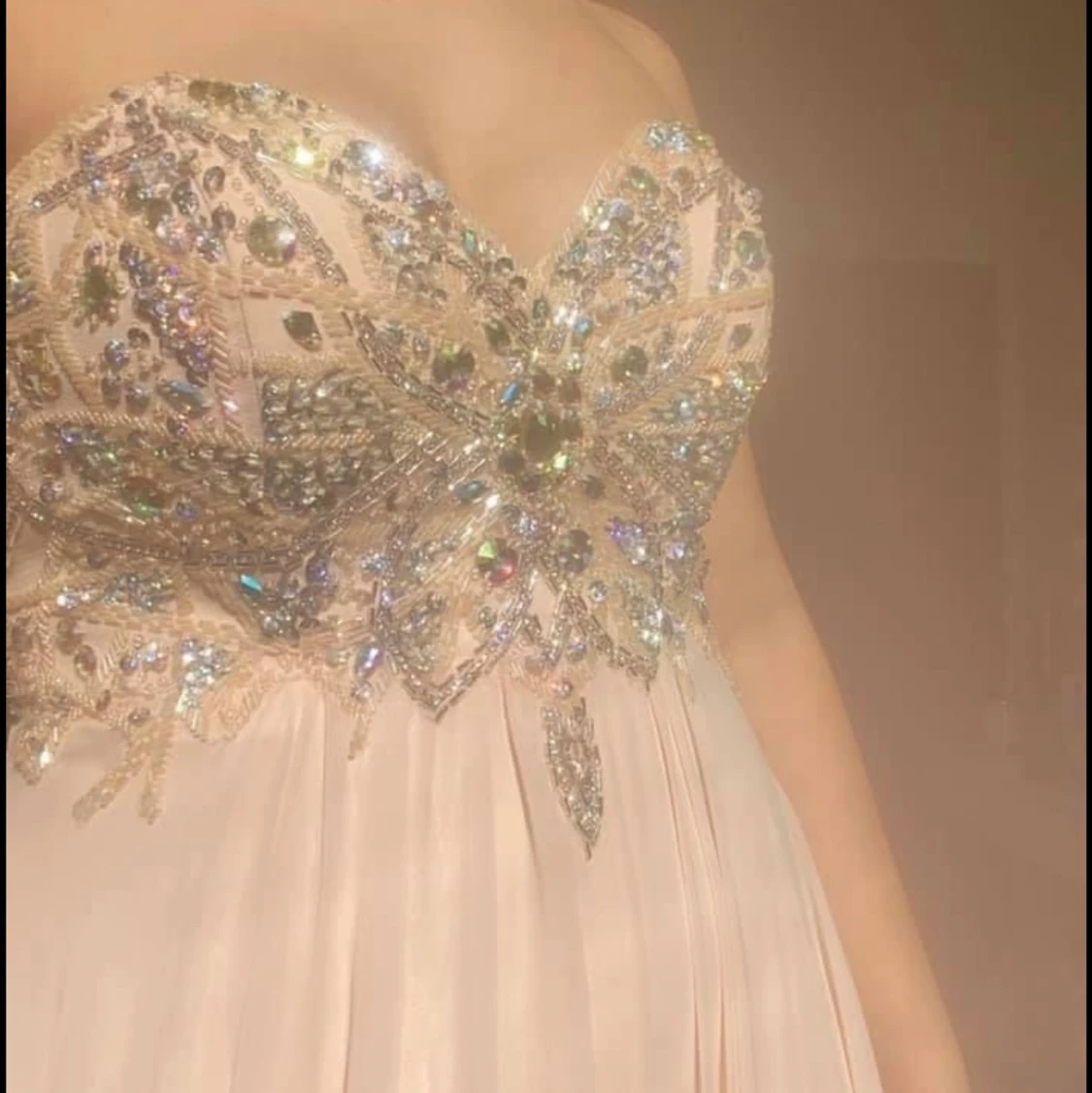 Elegant klänning. Storlek XS  - 90